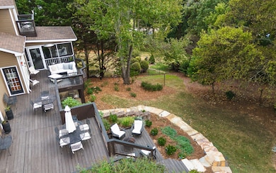 1924 Bay Pointe Dr, Hixson, TN 37343 - photo 2