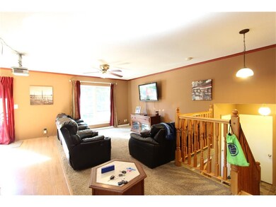 232 Broadmore Rd SW, Cedar Rapids, IA 52404 - photo 3