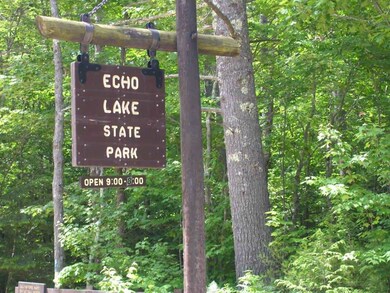 105 Ash St, North Conway, NH 03860 - photo 2