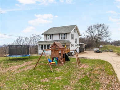 3840 Waynesburg Dr SE, Canton, OH 44707 - photo 2