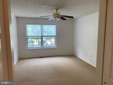 52 Cheverny Ct, Trenton, NJ 08619 - photo 7