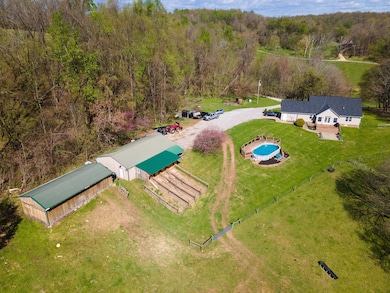 1377 Poor House Rd, Lewisburg, TN 37091 - photo 2