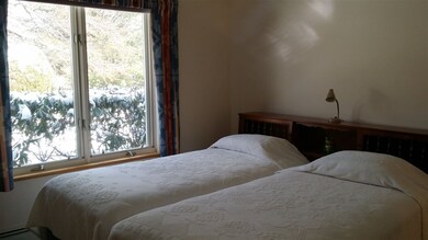 60 Laurel Ln, White River Junction, VT 05001 - photo 6