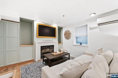 217 Bloomfield St unit 102, Hoboken, NJ 07030 - photo 3