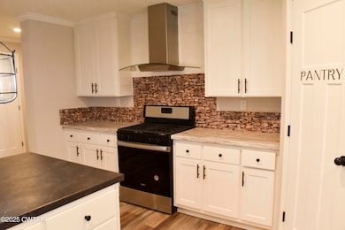 45 Barnhill St, Lexington, TN 38351 - photo 2