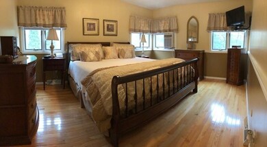 98 Westview Dr, Stoughton, MA 02072 - photo 5