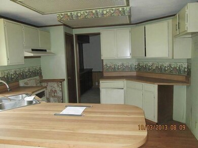 54515 Tulip Rd, New Carlisle, IN 46552 - photo 3