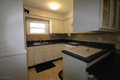 5900 Rolfe Rd, Lansing, MI 48911 - photo 4