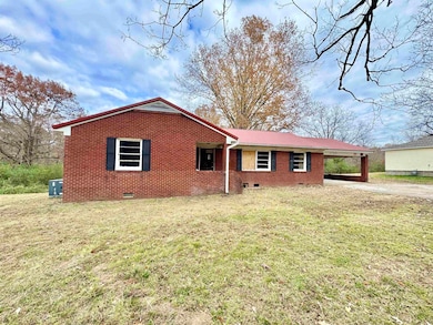 1763 E Chester St, Jackson, TN 38301 - photo 4
