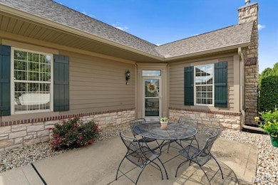 View of patio / terrace with outdoor dining space