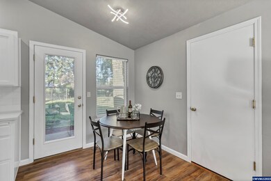 6053 Cord Ln SE, Salem, OR 97306 - photo 4