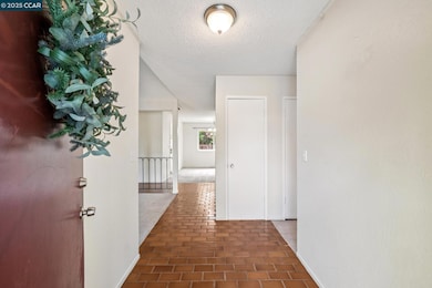 529 Wiget Ln, Walnut Creek, CA 94598 - photo 6