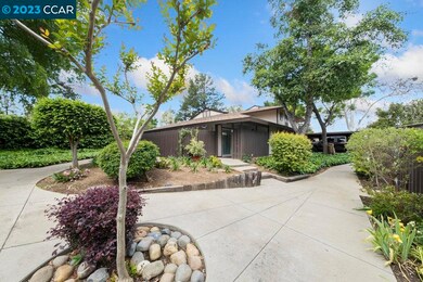 5464 Roundtree Dr unit D, Concord, CA 94521 - photo 5