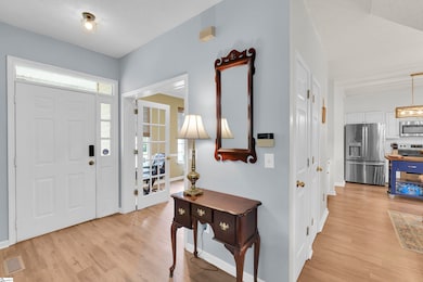 111 Golden Crest Ct, Mauldin, SC 29662 - photo 2