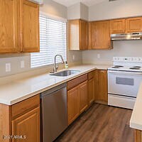 1570 N Sunset Place, Chandler, AZ 85225 - photo 7