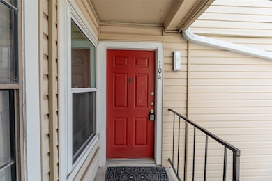 2750 Holly Hall St unit 104, Houston, TX 77054 - photo 3