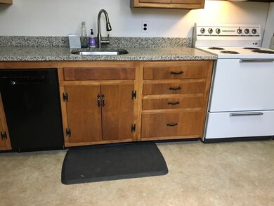 16 Loring Ave unit 3, Salem, MA 01970 - photo 6