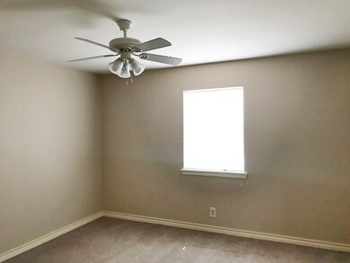 5308 Cypress Dr, Laredo, TX 78041 - photo 5