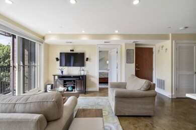 64-66 Salem St unit 5R, Boston, MA 02113 - photo 2