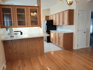 2101 Oak Point Dr, Middleborough, MA 02346 - photo 6