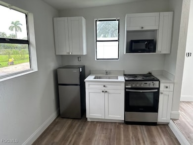 unlisted-address, Fort Myers, FL 33916 - photo 3