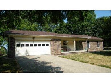 922 Buds Ct, Franklin, IN 46131 - photo 3