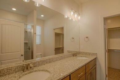 Antelope Owner's Bath