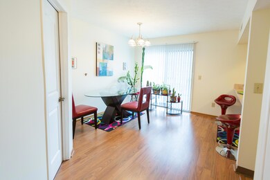 4935 Kristie Falls unit F, Columbus, OH 43221 - photo 4