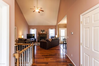 8607 Sanctuary Ln, Louisville, KY 40291 - photo 2