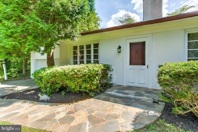 6810 N Charles St, Towson, MD 21204 - photo 2