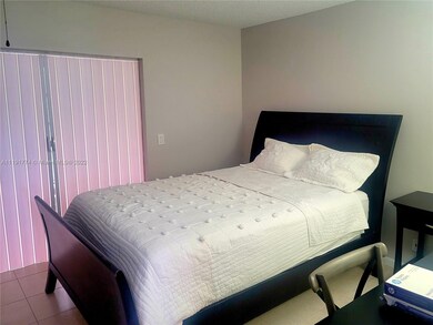 2 Windsor A, West Palm Beach, FL 33417 - photo 4