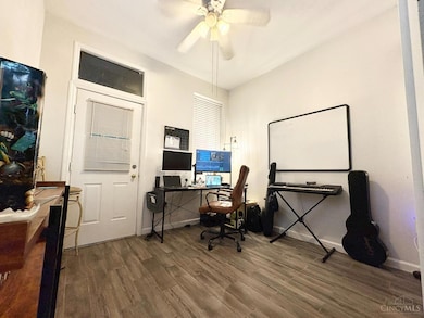 210 Dorsey St, Cincinnati, OH 45202 - photo 5