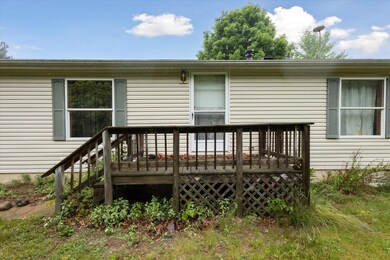 05-7100-Tripp-Rd-Horton-MI-49246-WindowS
