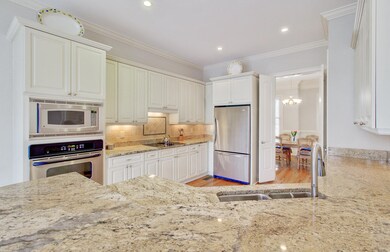 Large Kitchen