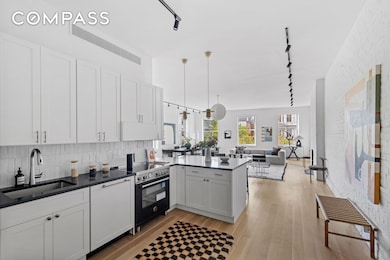 325 Bowery unit 3, New York, NY 10003 - photo 6