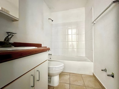 8860 Condominio Balcones de Carolina II unit E2, Carolina, PR 00987 - photo 5