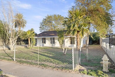 4-web-or-mls-3024-e-culver-st