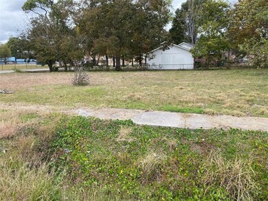 8202 Shady Dr, Houston, TX 77016 - photo 6