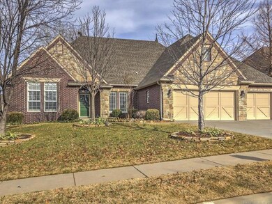 327 E 124th St S, Jenks, OK 74037 - photo 2