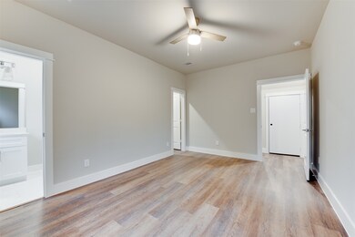 1428 W 34th 1 2 St, Houston, TX 77018 - photo 7
