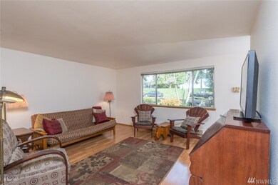 10743 SW Cowan Rd, Vashon, WA 98070 - photo 4