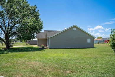 575 Mountainview Rd, Boiling Springs, SC 29316 - photo 3