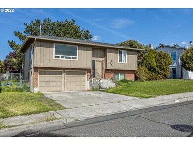 614 Sherman Dr, the Dalles, OR 97058 - photo 4