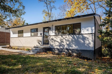 8693 Mockingbird Ln, Cincinnati, OH 45231 - photo 3