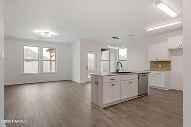 326 Forest Grove Dr, Youngsville, LA 70592 - photo 3