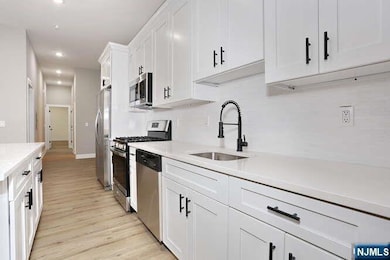 385 Passaic Ave unit 3, Lodi, NJ 07644 - photo 7