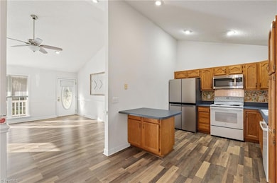 12 Shanda Ct, Thomasville, NC 27360 - photo 6