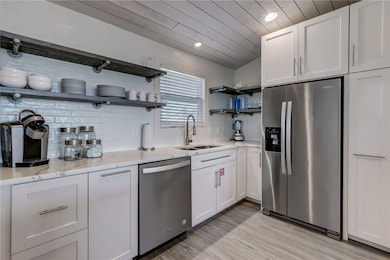 Fully equipped for turn-key rental or enjoyment