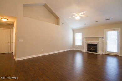 147 Shandy Way-small-004-17-Living Room-
