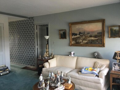 9881A0D8-EF67-4374-9EE4-C7835FC66B3F